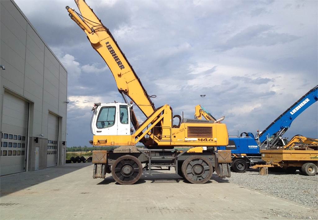 Used Liebherr A 944 C HD Litronic Waste / Industry Handlers Year: 2010 ...